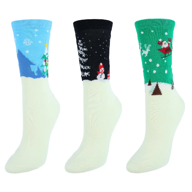 CTM® Women's Christmas Holidays Crew Novelty Socks (3 Pair Pack)