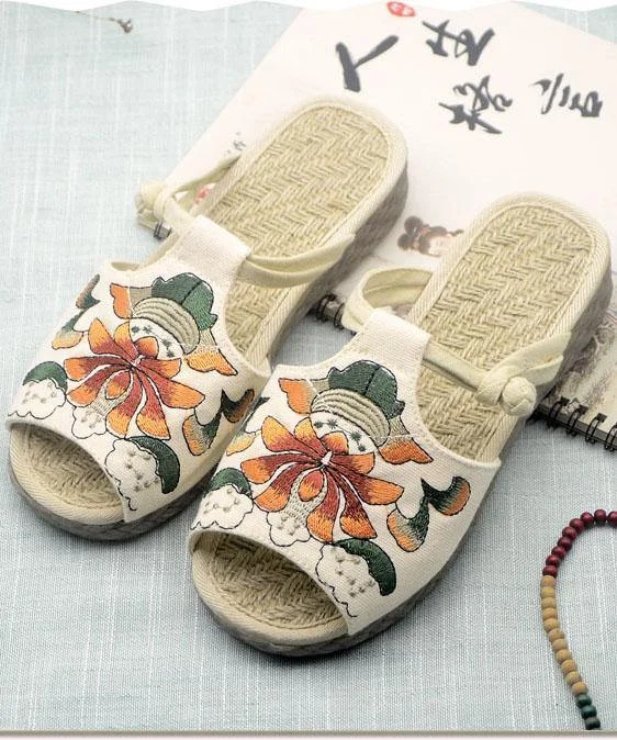 White Embroidered Cotton Flip Flops