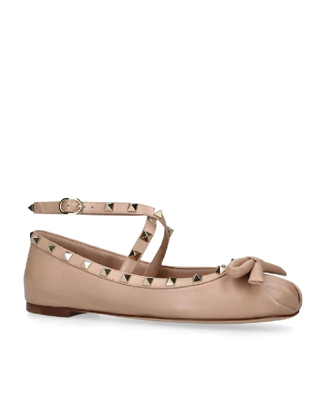 Rockstud Ankle Strap Ballet Flat in Rose Cannelle