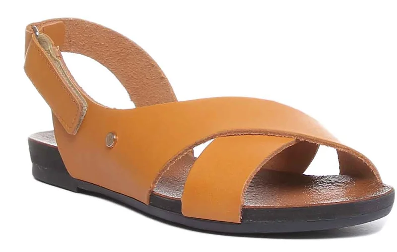 7600 Leather Buckle Sandal In Mustard